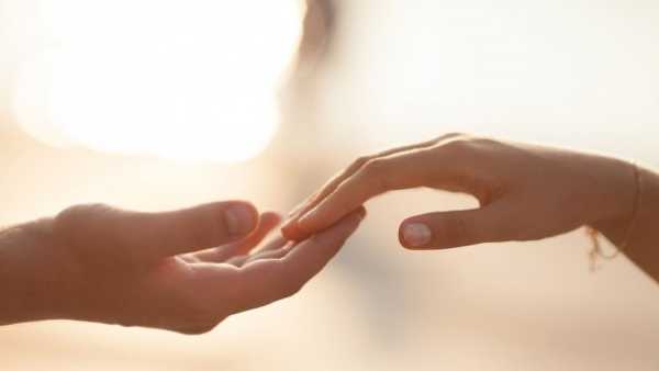 Секс пальцями: яким буває і з чого почати